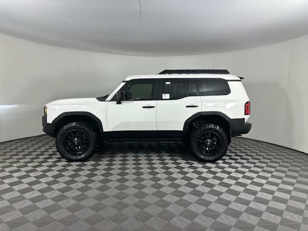 Toyota Land Cruiser - Image 5