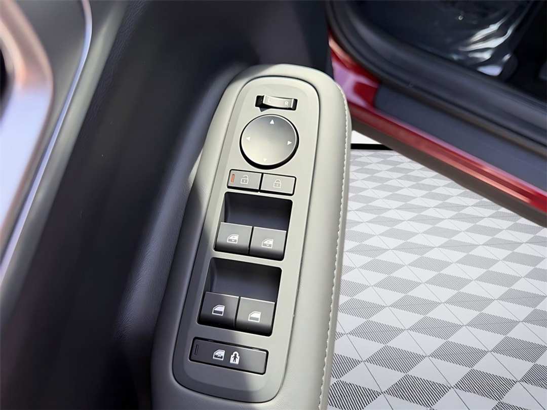 2026 Hyundai Santa Fe SEL - Image 12