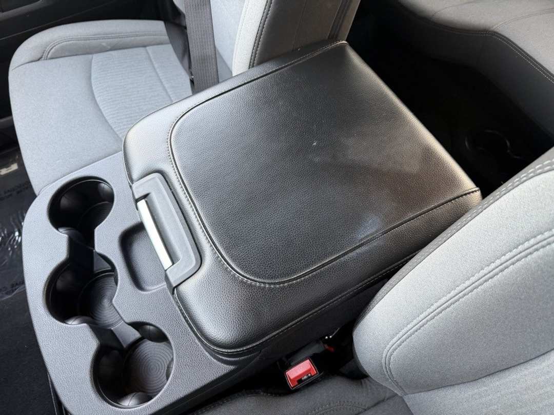 2024 Ram 3500 Big Horn - Image 24