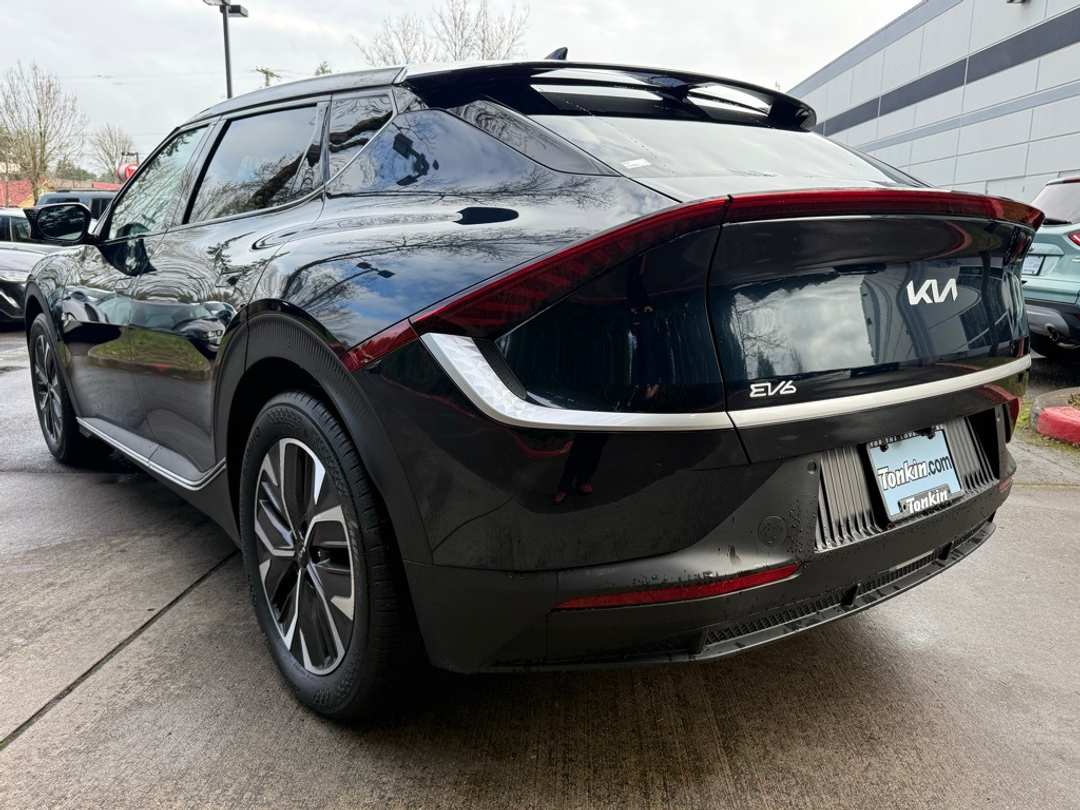 2024 Kia Ev6 Light - Image 12