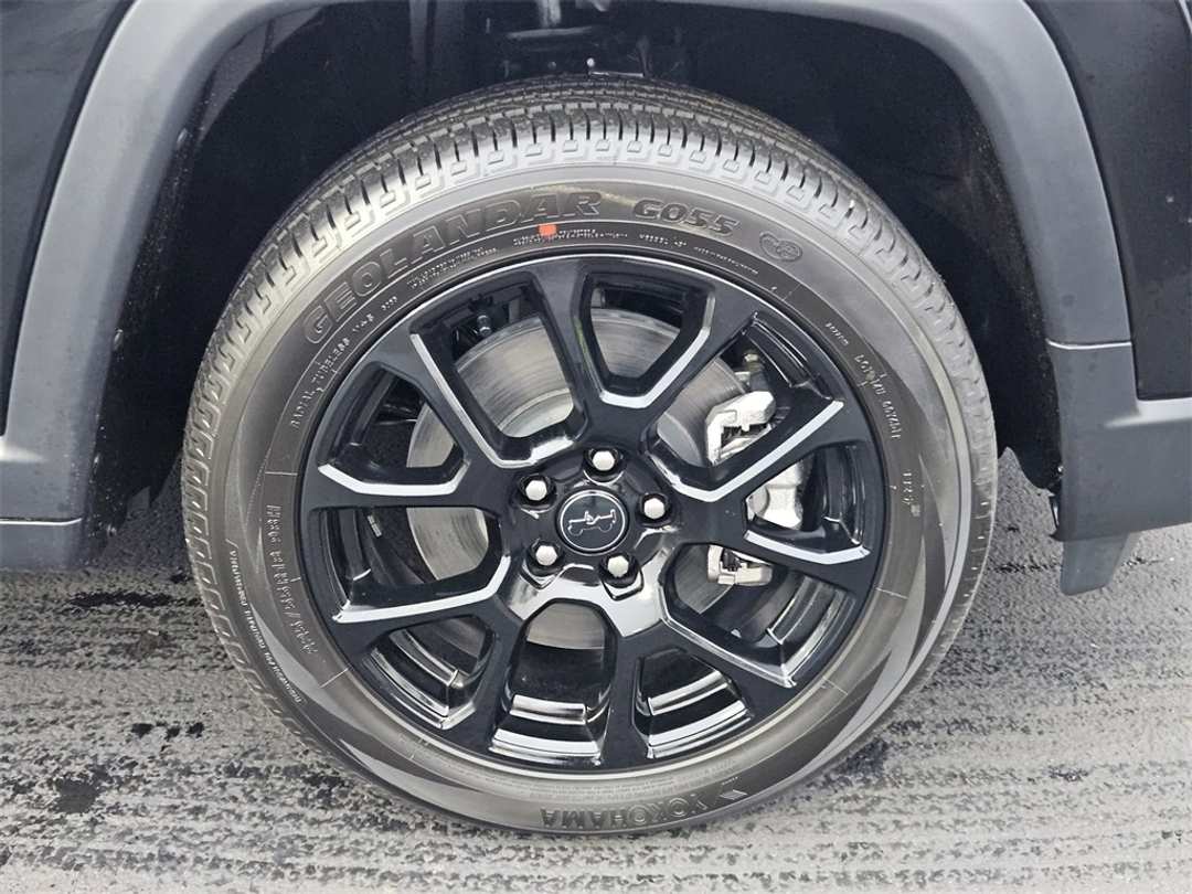 2026 Jeep Compass Latitude - Image 39