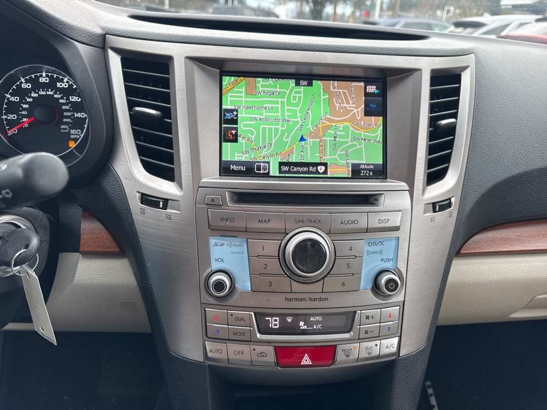 2014 Subaru Outback 3.6R - Image 20