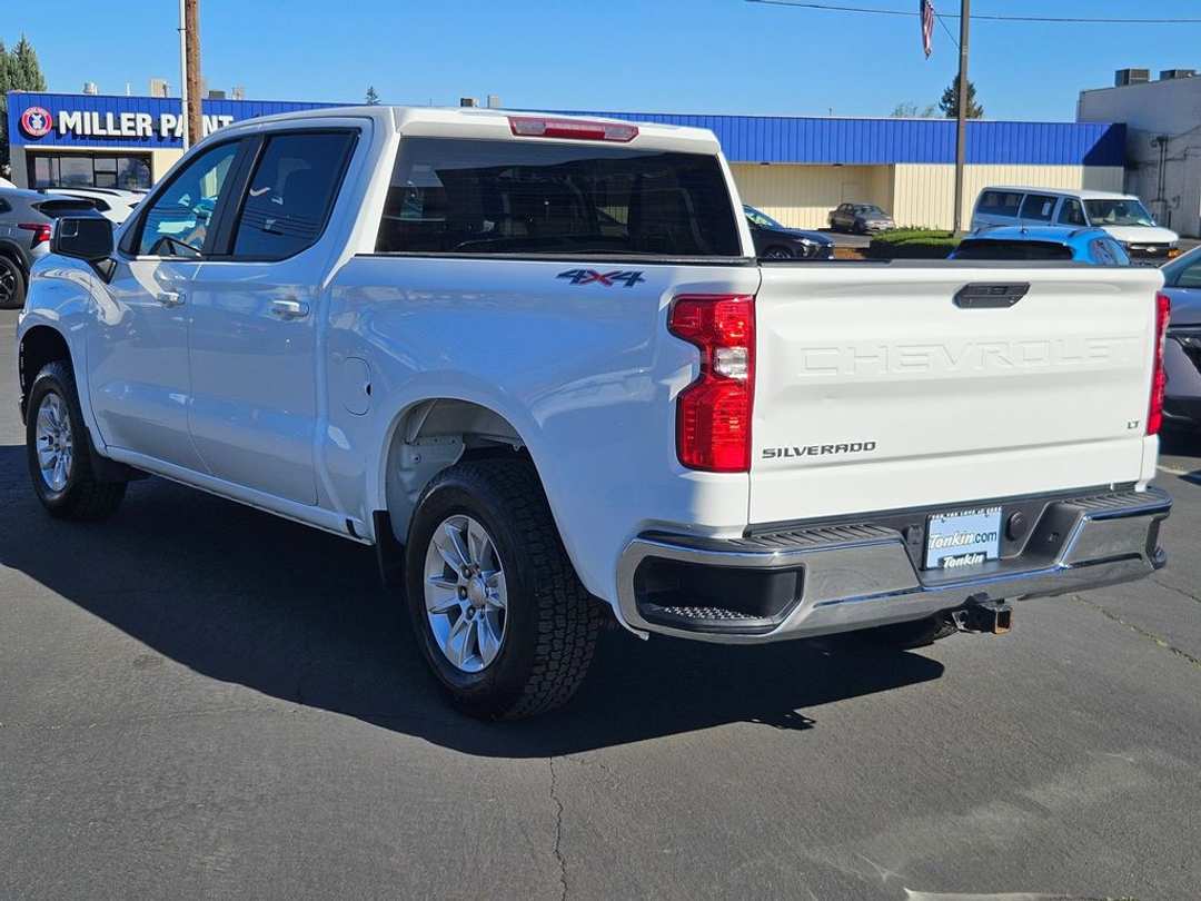 2021 Chevrolet Silverado 1500 LT - Image 3