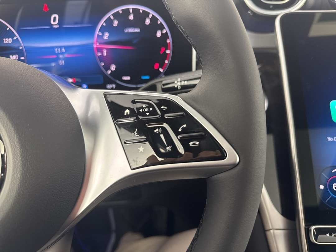 2026 Mercedes-Benz GLC GLC 300 - Image 31