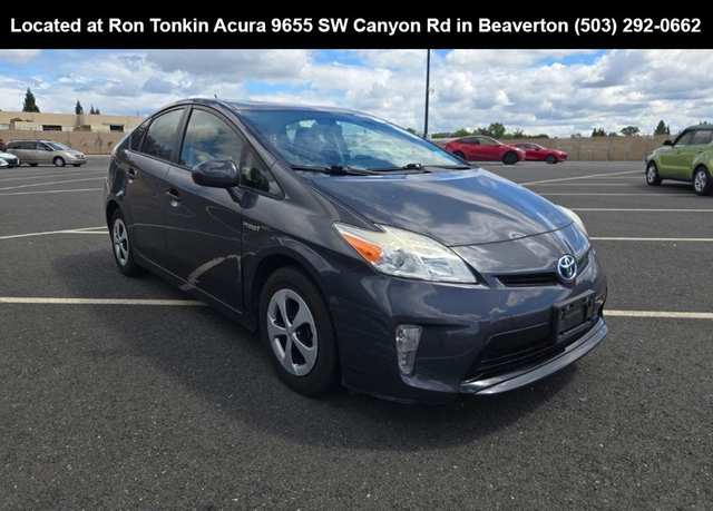 2014 Toyota Prius Two
