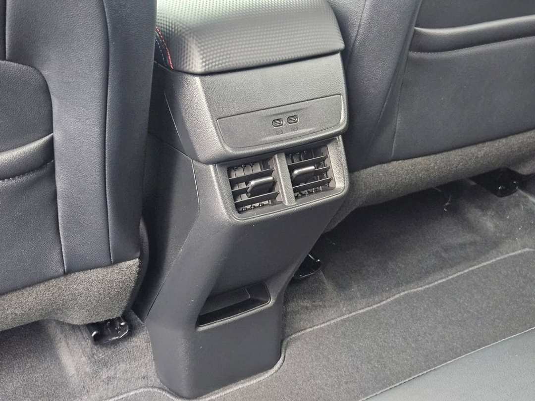 2026 Chevrolet Equinox RS - Image 29