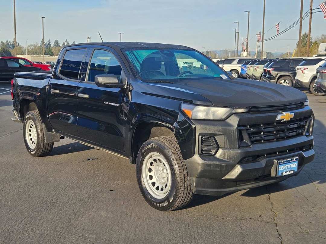 2024 Chevrolet Colorado Work - Image 8