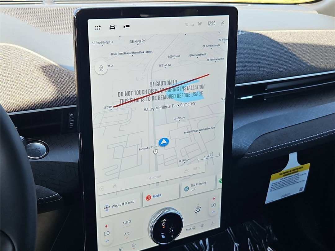 2025 Ford Mustang Mach-E GT - Image 19