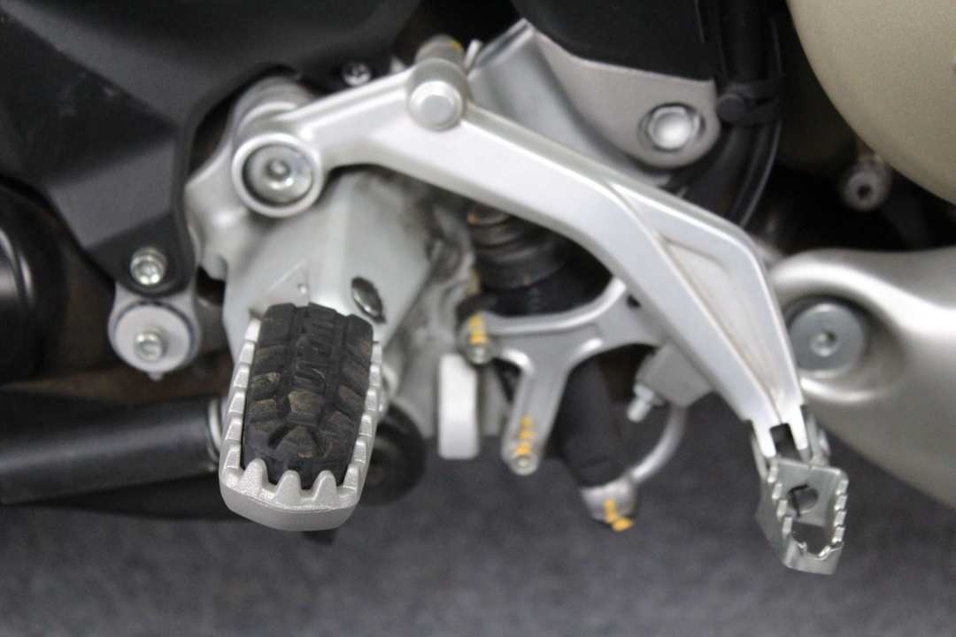 2022 Ducati Multistrada V4 S Travel & Radar - Image 15