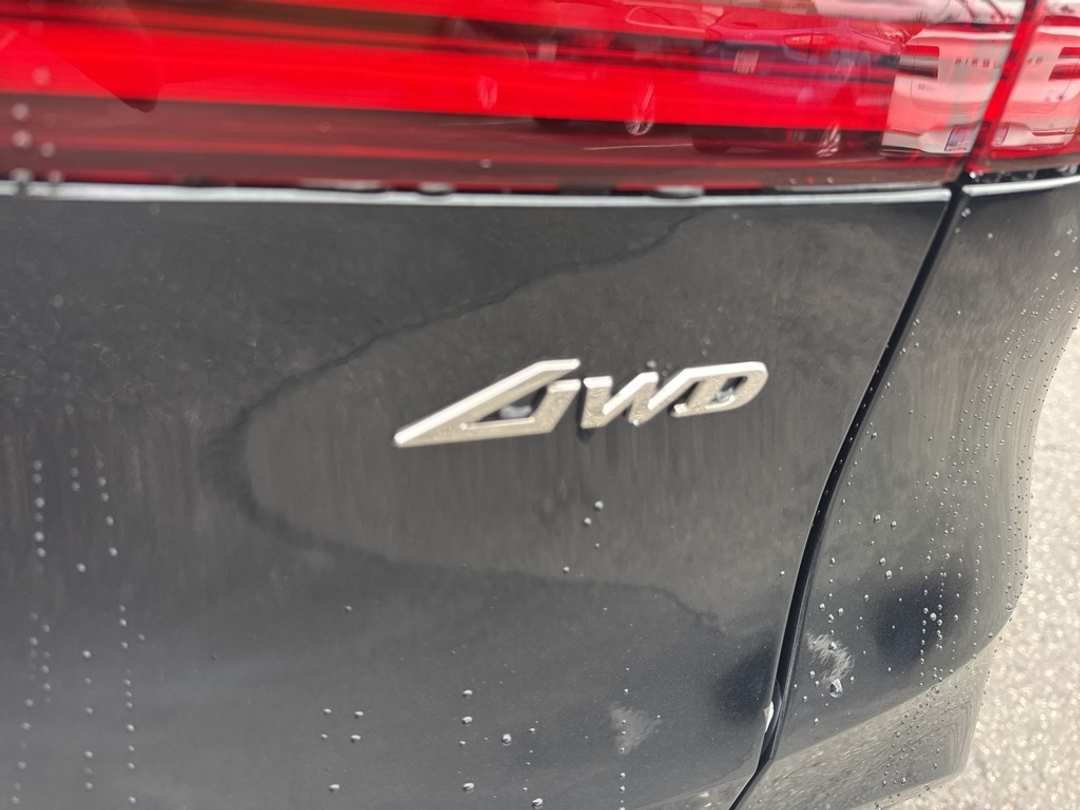 2026 Genesis Gv70 2.5T Advanced - Image 11