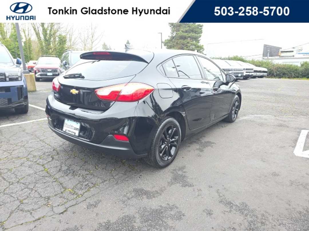 2019 Chevrolet Cruze LS - Image 5