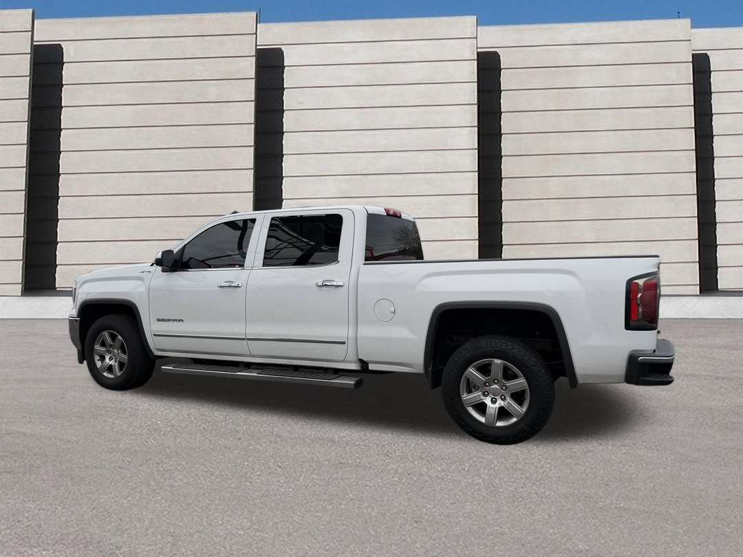 2017 GMC Sierra 1500 SLT - Image 3