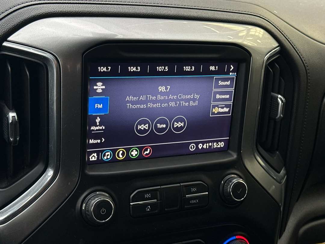 2020 Chevrolet Silverado 1500 LT Trail Boss - Image 15