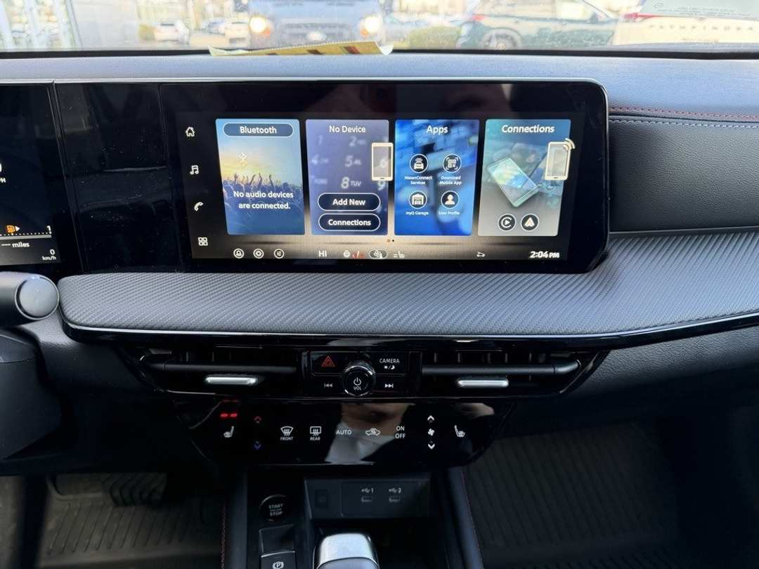 2026 Nissan Kicks SR - Image 22