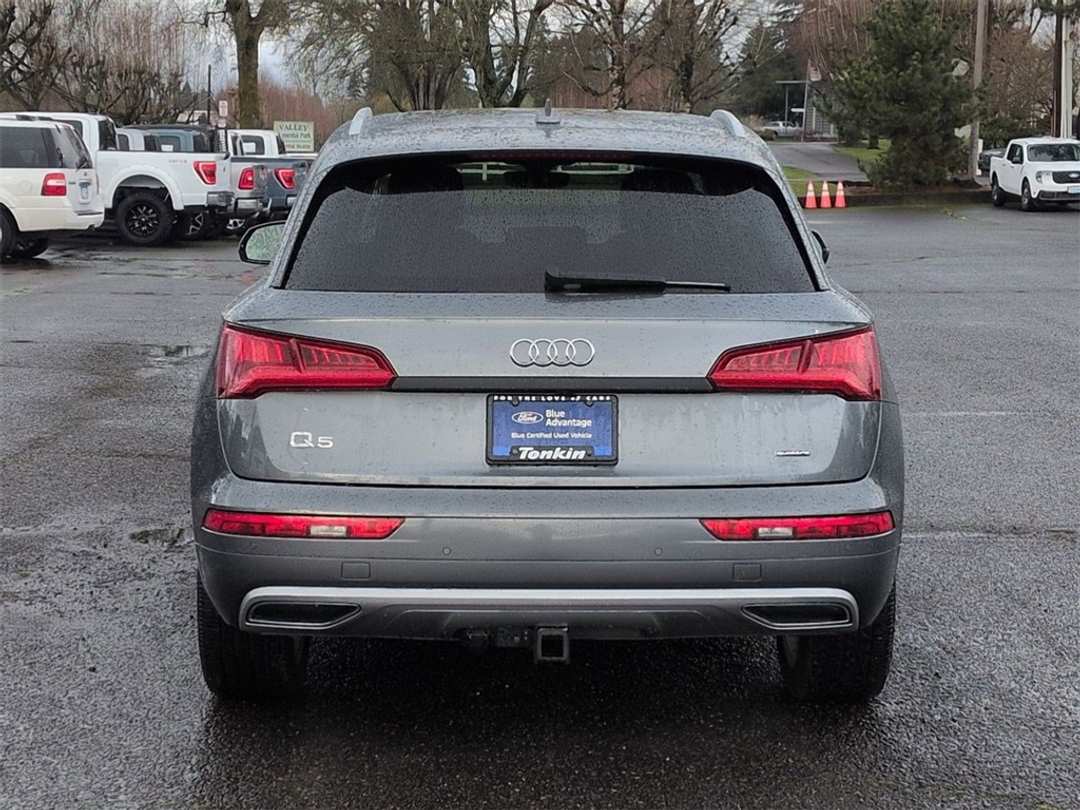 2020 Audi Q5 45 Premium Plus - Image 4