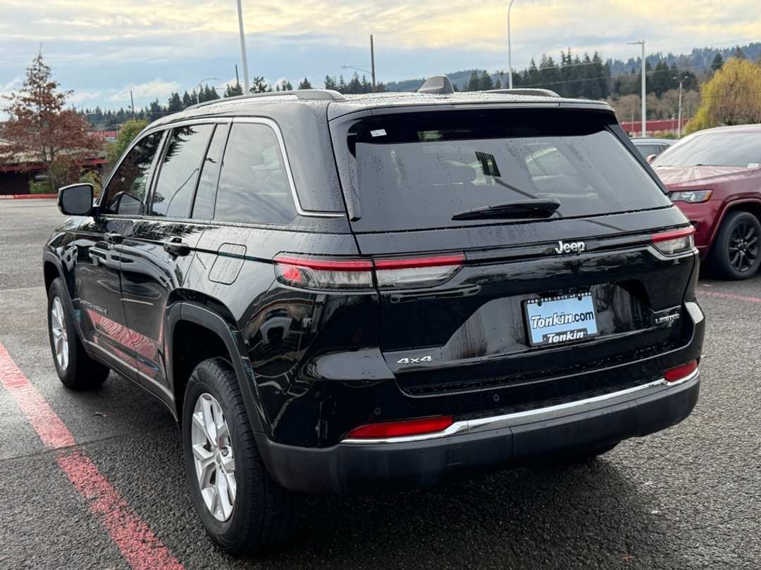 2023 Jeep Grand Cherokee Limited - Image 6