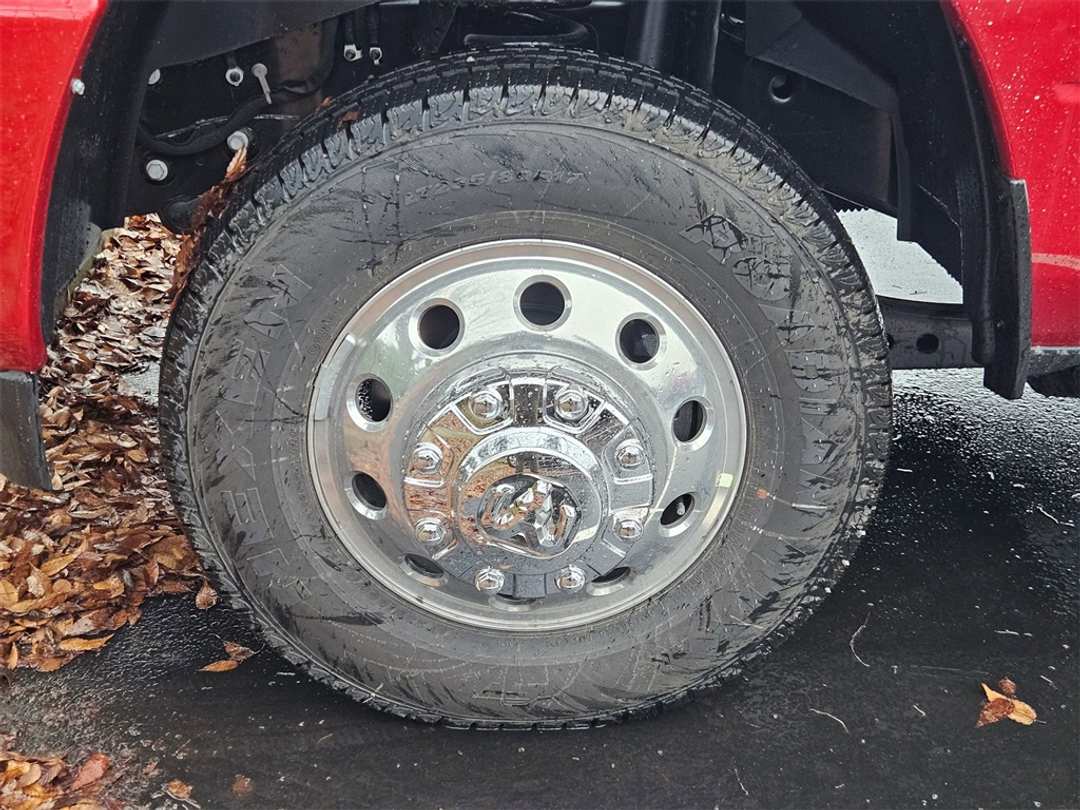 2026 Ram 3500 Laramie - Image 41