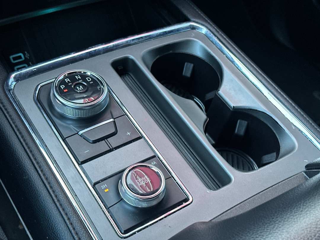 2018 Ford Expedition XLT - Image 21