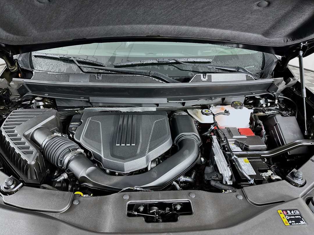 2026 Chevrolet Traverse LT - Image 31