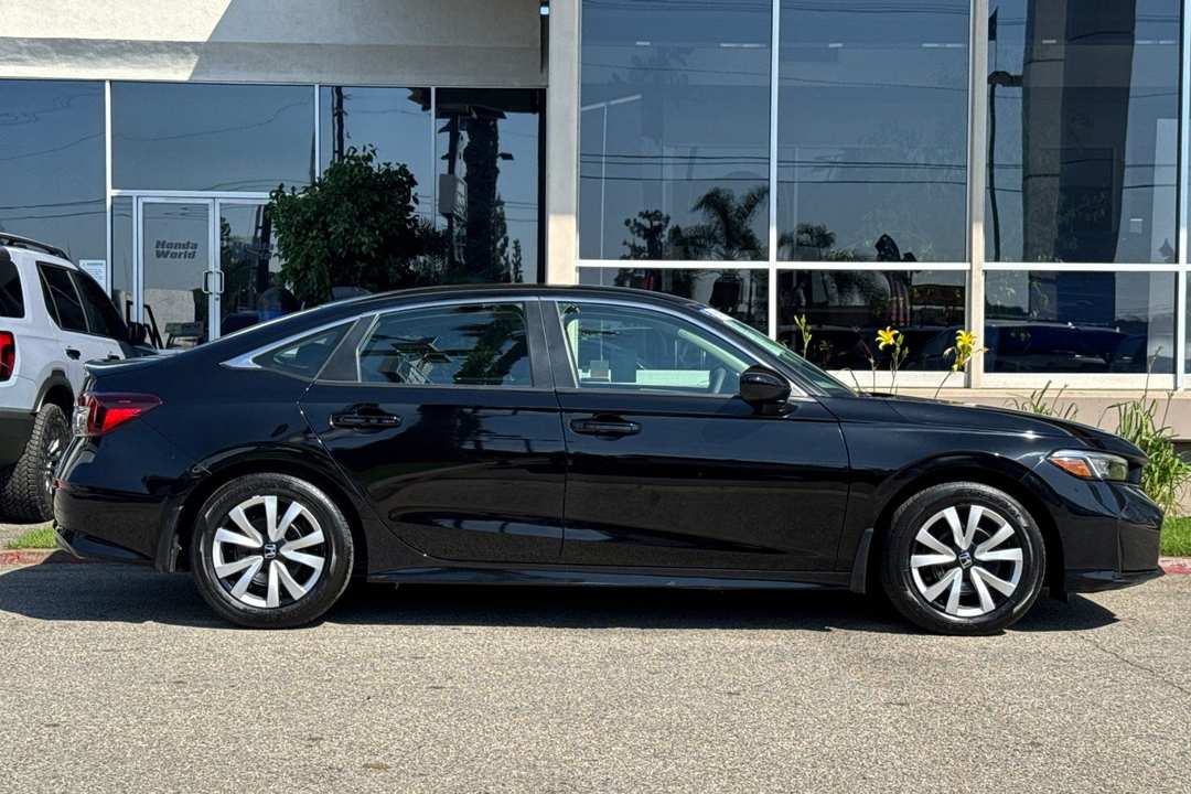 2025 Honda Civic LX - Image 3