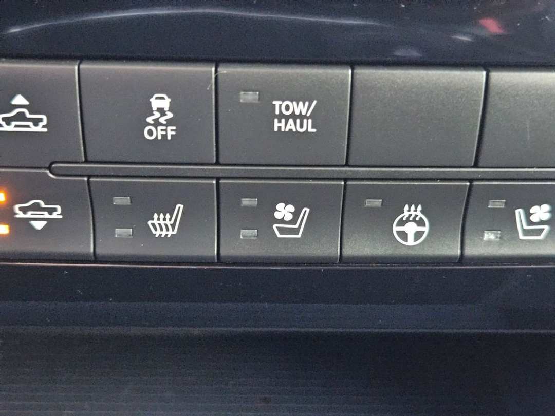 2016 Ram 1500 Sport - Image 26