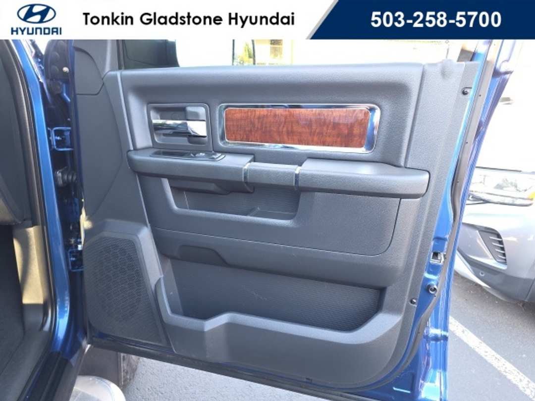 2010 Ram 3500 Laramie - Image 20