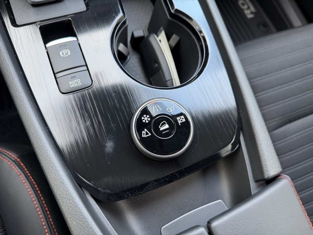 2026 Nissan Rogue Rock Creek - Image 25