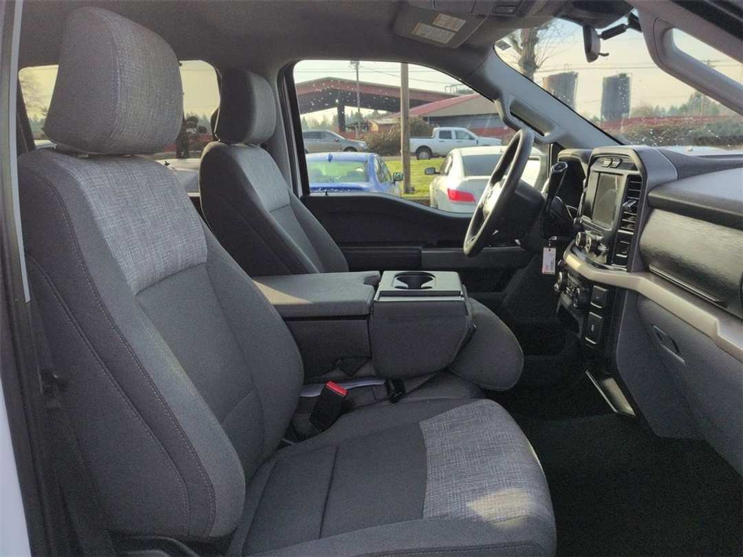 2023 Ford F-150 XL - Image 29
