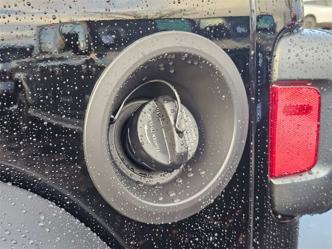 2026 Jeep Wrangler Sport - Image 28