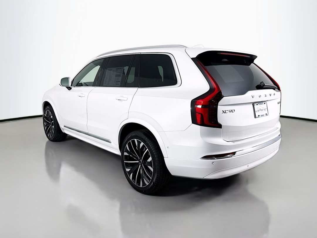 2026 Volvo Xc90 B6 Plus 7Seater - Image 3
