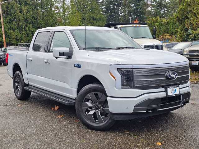 2025 Ford F-150 Lightning Lariat