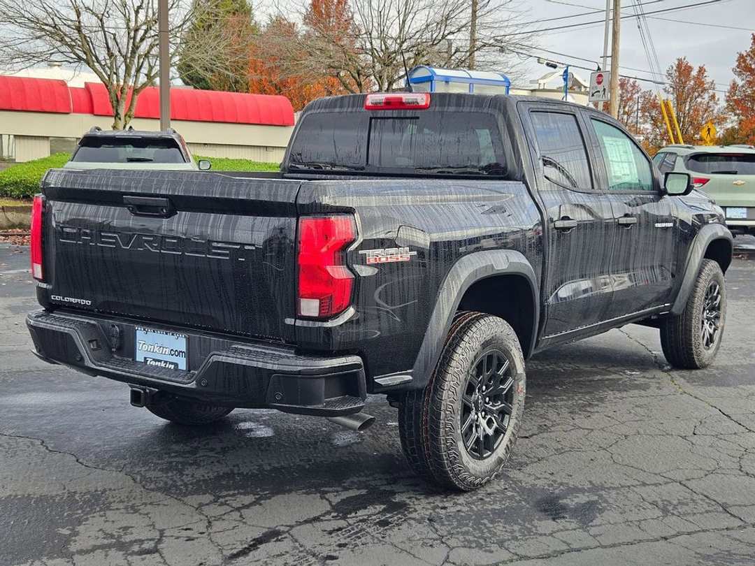 2026 Chevrolet Colorado Trail Boss - Image 6