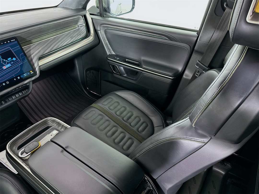 2022 Rivian R1S Launch Edition - Image 24