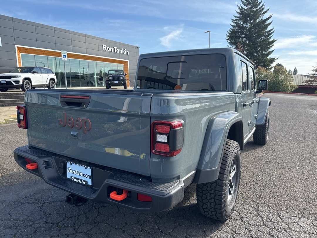 2026 Jeep Gladiator Mojave - Image 8