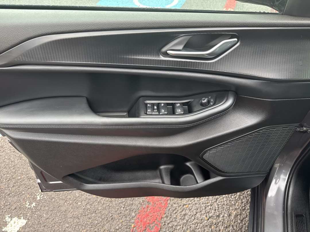 2024 Jeep Grand Cherokee L Altitude X - Image 14