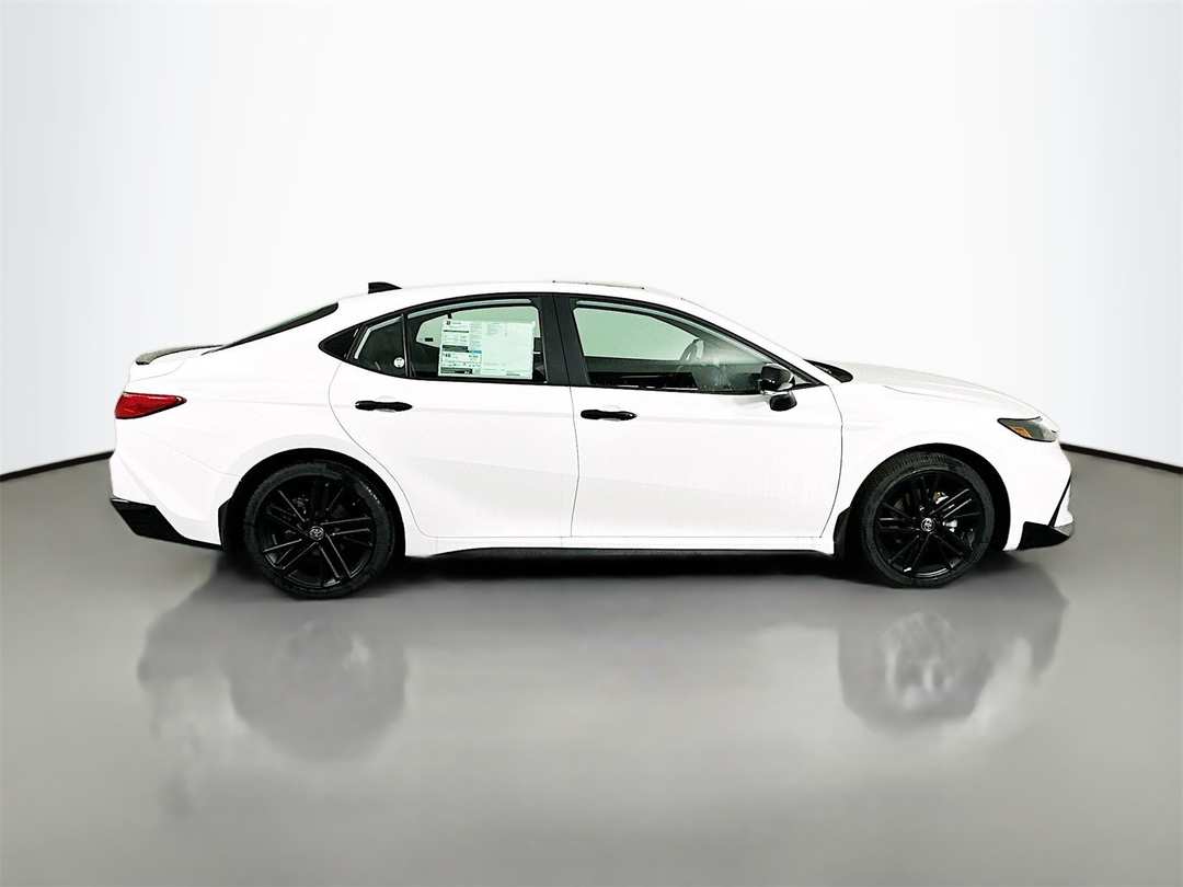 2026 Toyota Camry SE Nightshade - Image 8