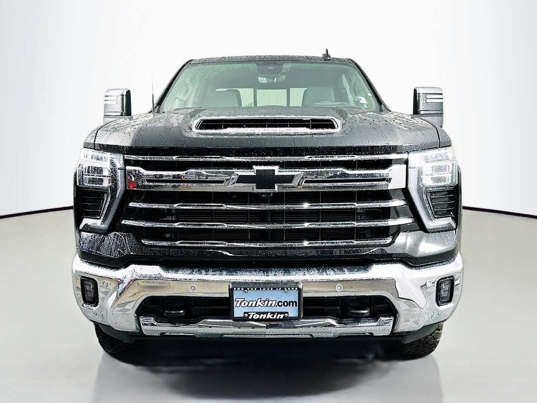 2025 Chevrolet Silverado 2500Hd LTZ - Image 2