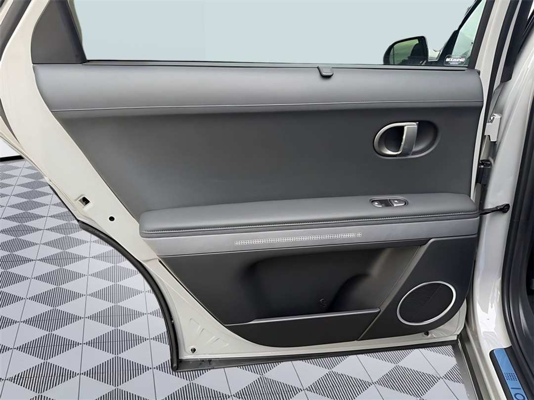 2026 Hyundai Ioniq 5 Limited - Image 28