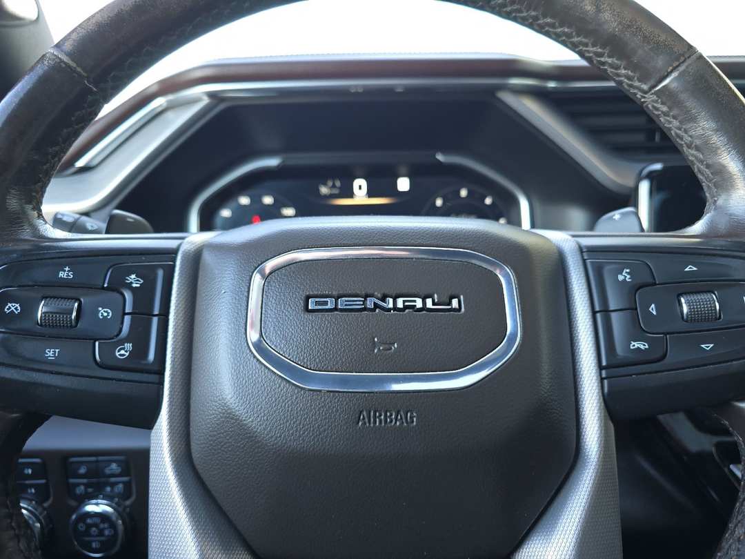 2022 GMC Sierra 1500 Denali - Image 22