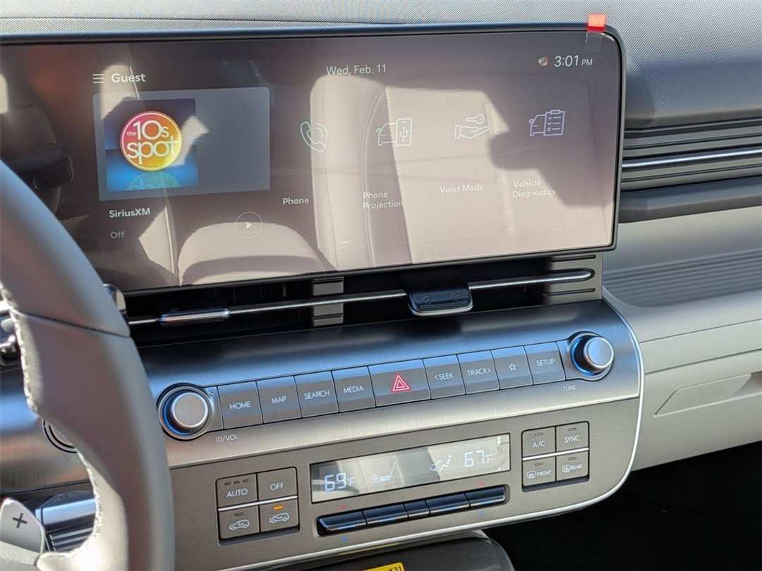 2026 Hyundai Kona SEL Premium - Image 18