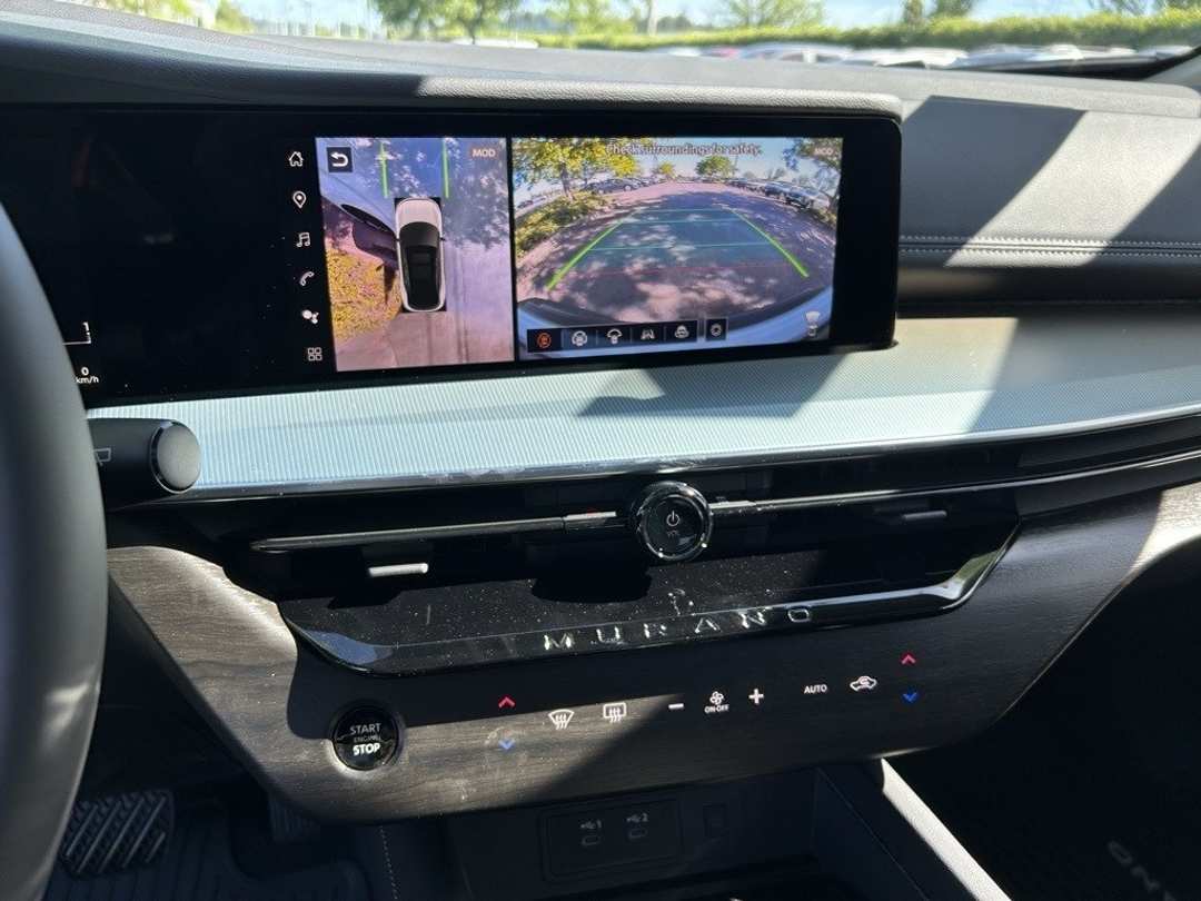 2025 Nissan Murano SL - Image 16