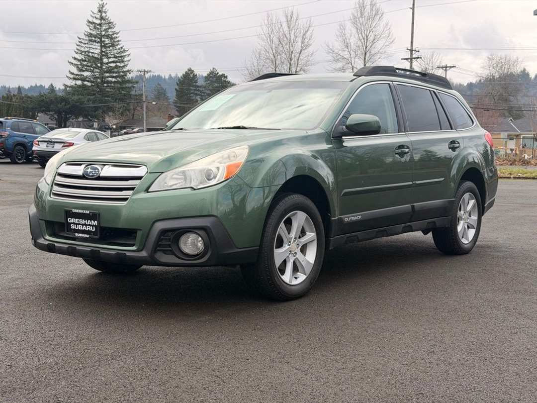 2014 Subaru Outback 2.5i Premium - Image 3