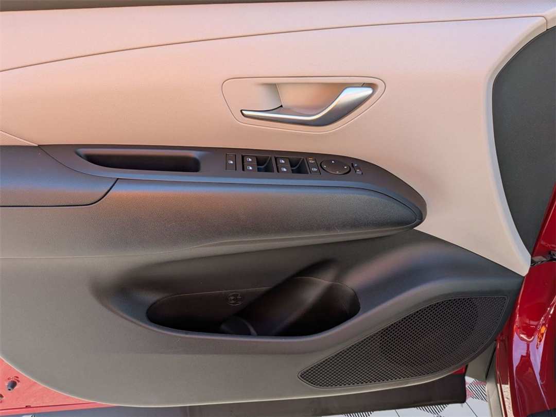 2026 Hyundai Tucson SEL - Image 10