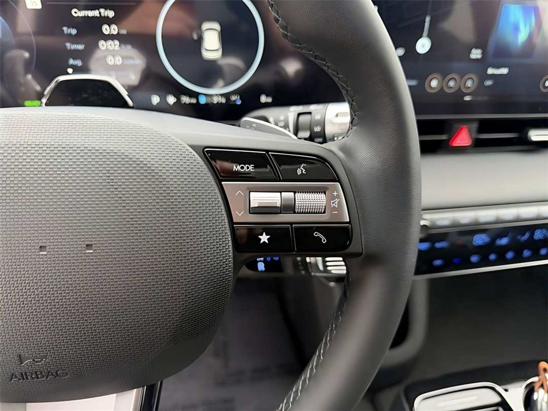 2026 Hyundai Ioniq 5 SEL - Image 17