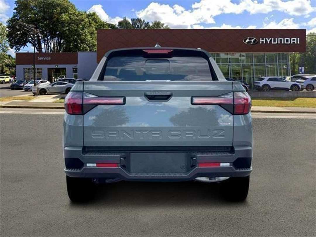 2026 Hyundai Santa Cruz SEL - Image 6