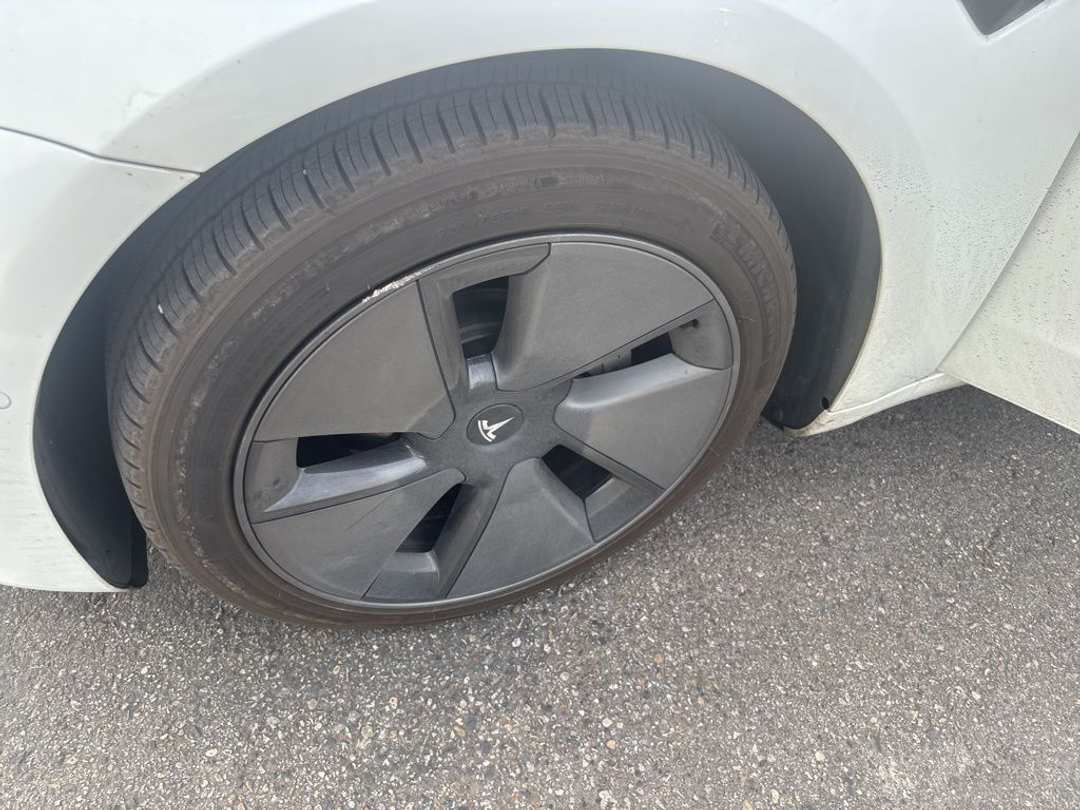 2021 Tesla Model 3 Long Range - Image 2