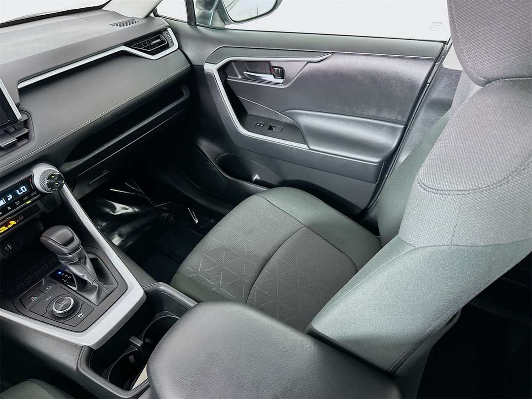 2024 Toyota Rav4 XLE - Image 22