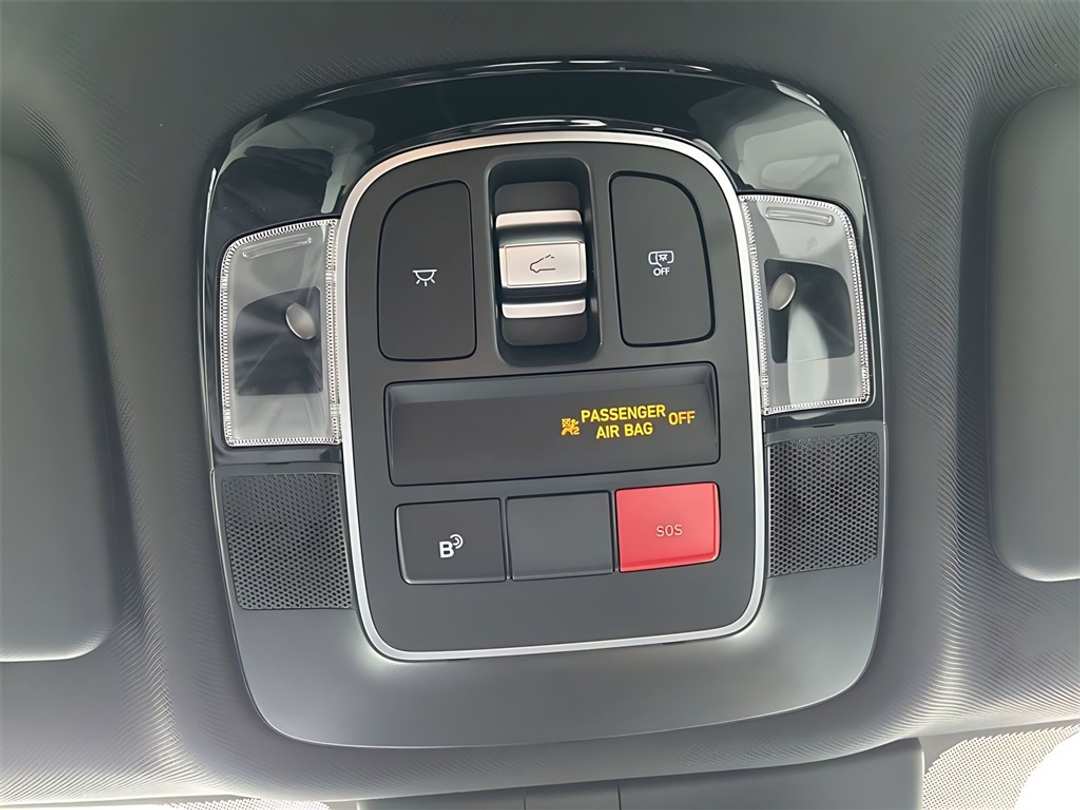 2026 Hyundai Santa Cruz SEL - Image 19