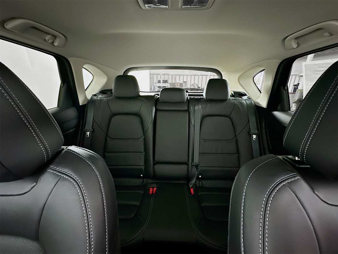 2025 MAZDA CX-5 2.5 S Preferred Package - Image 24
