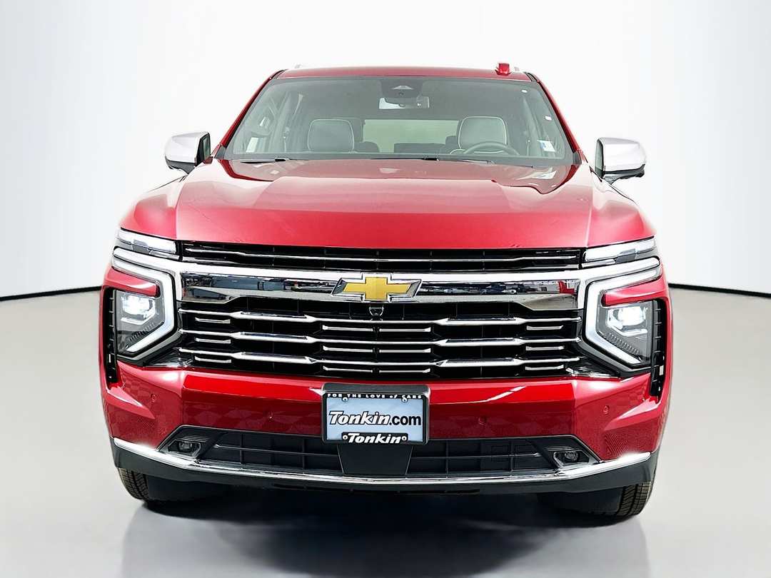 2025 Chevrolet Suburban Premier - Image 2
